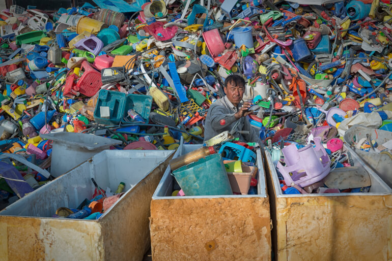 Sorting plastics in Iran by Sayed Ali Dormiani Bozorg